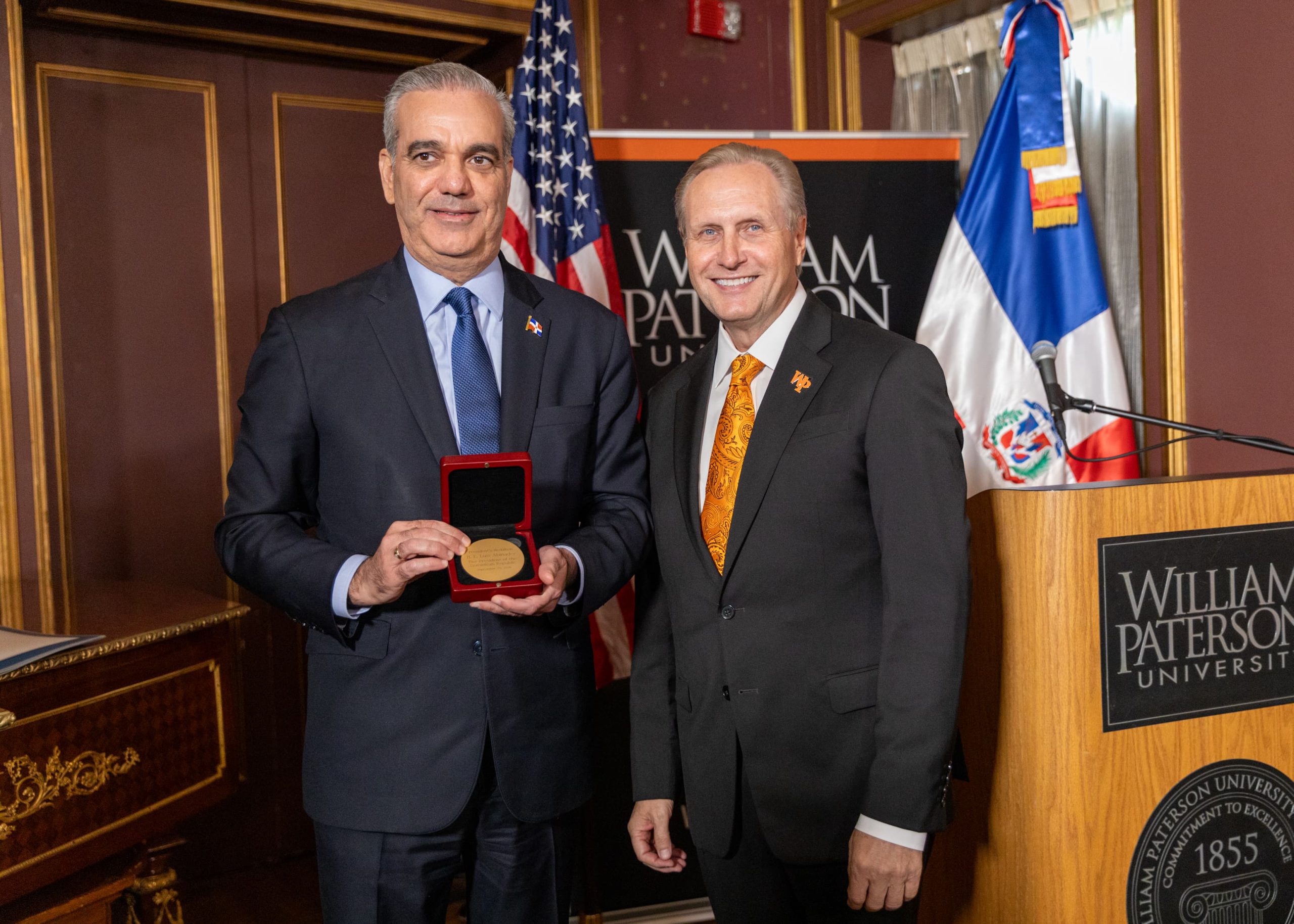 168 Horas en Primicias, activa agenda Abinader en GSD, provincias, New Jersey y Nueva York, torneo LIDOM, críticas a precios combustibles, importancia de Feria del Libro, inseguridad, JCE, duro golpe a consulta PLD, violencia, muertes, RD en Asamblea ONU, OEA pide endurecer acciones contra pandillas en Haití, otros temas